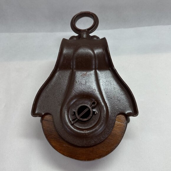 Antique Vintage Cast Iron & Wood Barn Pulley - Picture 2 of 7